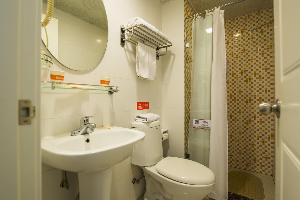 Home Inn Harbin Daowai Nanji Bus Station מראה חיצוני תמונה